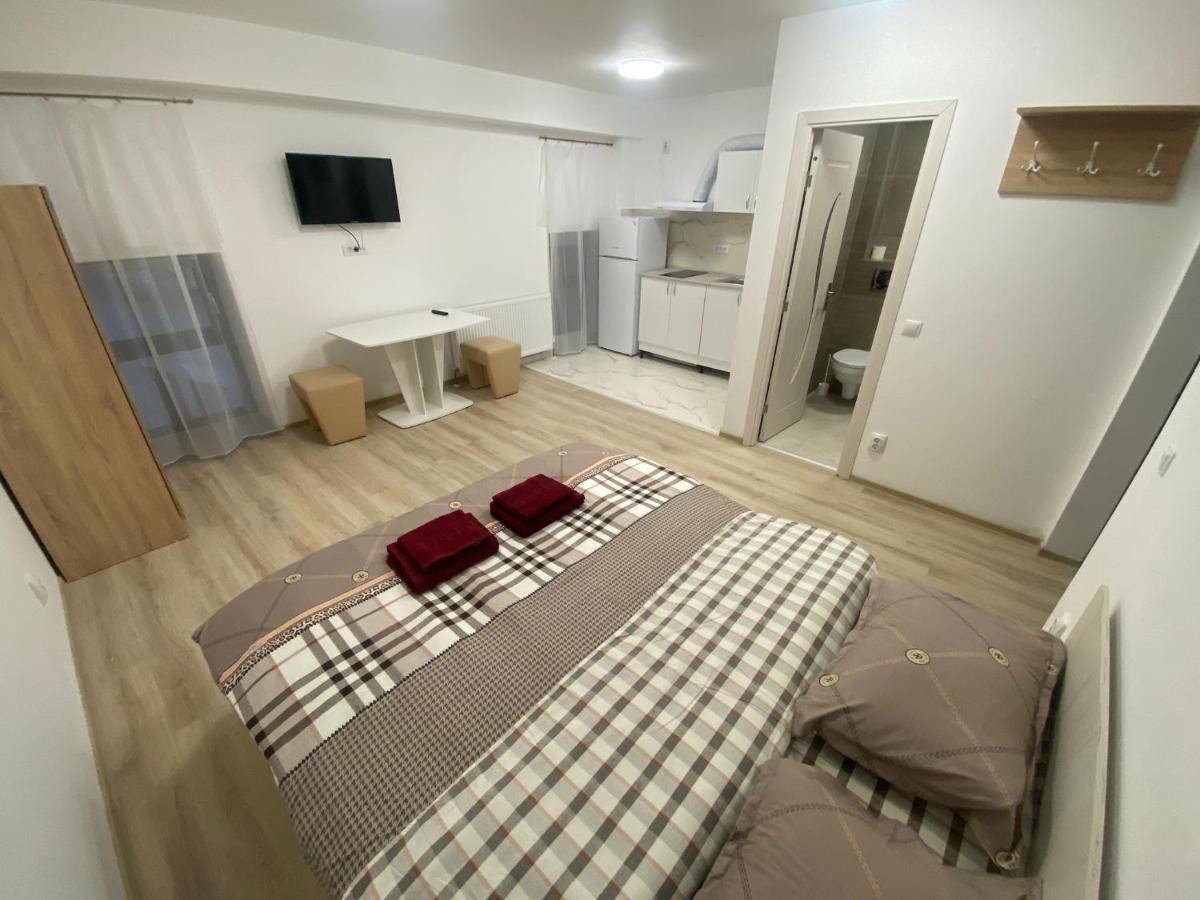 Rez Suites Iasi Exterior photo