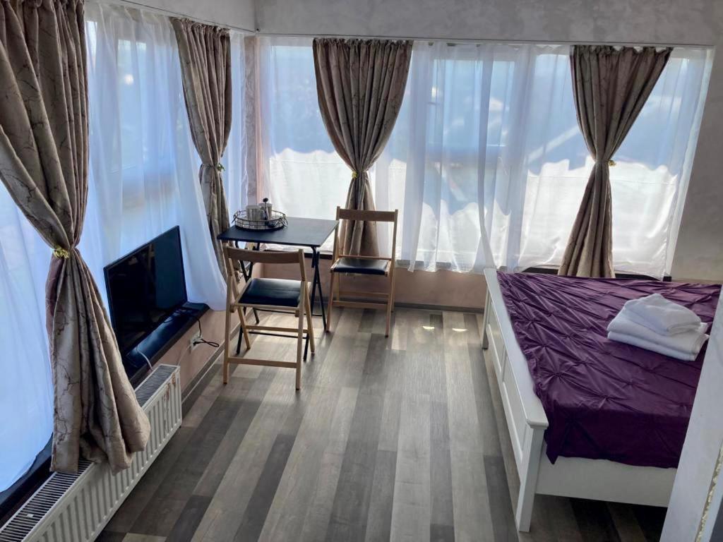 Rez Suites Iasi Exterior photo